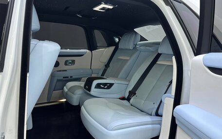 Rolls-Royce Ghost Series II рестайлинг, 2025 год, 43 000 000 рублей, 14 фотография