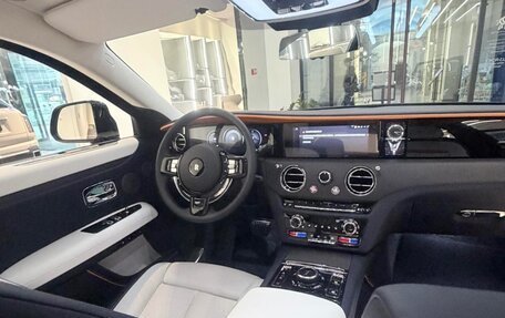 Rolls-Royce Ghost Series II рестайлинг, 2025 год, 43 500 000 рублей, 8 фотография