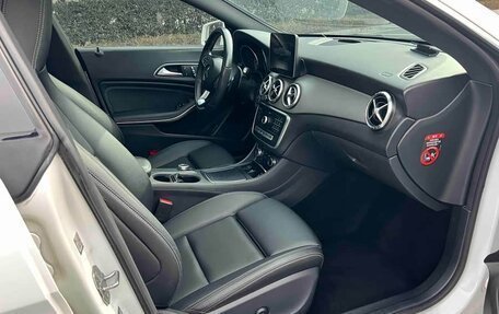Mercedes-Benz CLA, 2019 год, 1 683 000 рублей, 12 фотография