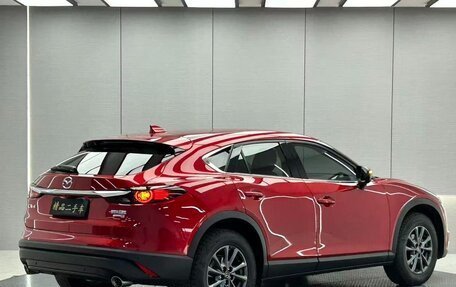 Mazda CX-4, 2023 год, 1 690 000 рублей, 5 фотография