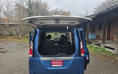 Nissan Serena IV, 2017 год, 1 650 000 рублей, 9 фотография