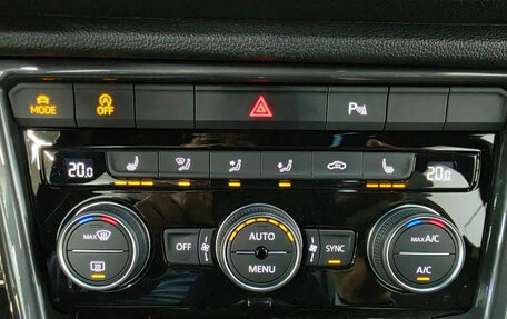 Volkswagen T-Roc I, 2022 год, 2 190 000 рублей, 14 фотография