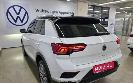Volkswagen T-Roc I, 2022 год, 2 190 000 рублей, 18 фотография
