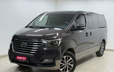 Hyundai Grand Starex Grand Starex I рестайлинг 2, 2019 год, 4 200 000 рублей, 1 фотография