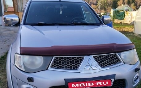Mitsubishi L200 IV рестайлинг, 2011 год, 1 350 000 рублей, 1 фотография