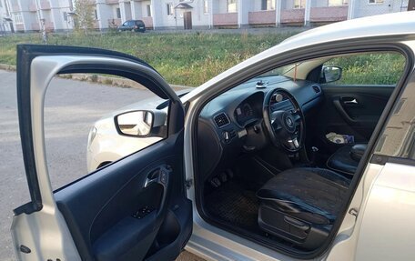 Volkswagen Polo VI (EU Market), 2012 год, 800 000 рублей, 13 фотография