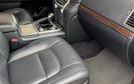 Toyota Land Cruiser 200, 2016 год, 6 000 000 рублей, 5 фотография