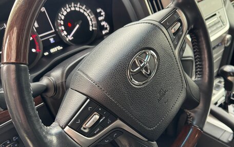 Toyota Land Cruiser 200, 2016 год, 6 000 000 рублей, 14 фотография