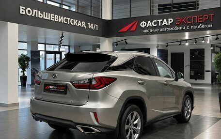 Lexus RX IV рестайлинг, 2018 год, 3 780 000 рублей, 6 фотография