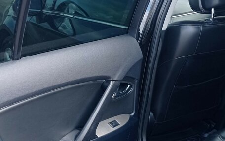 Toyota Avensis III рестайлинг, 2011 год, 910 000 рублей, 19 фотография