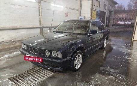 BMW 5 серия, 1989 год, 130 000 рублей, 2 фотография