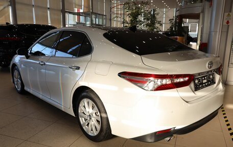 Toyota Camry, 2021 год, 2 599 000 рублей, 7 фотография