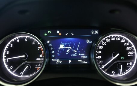 Toyota Camry, 2021 год, 2 599 000 рублей, 13 фотография