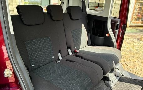 Toyota Roomy I, 2023 год, 920 000 рублей, 16 фотография