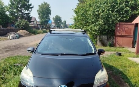 Toyota Prius, 2011 год, 1 000 000 рублей, 1 фотография