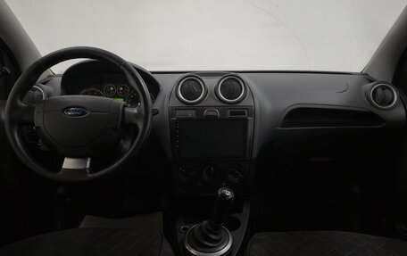 Ford Fiesta, 2007 год, 330 000 рублей, 13 фотография