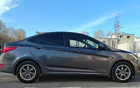 Hyundai Solaris II рестайлинг, 2015 год, 900 000 рублей, 6 фотография