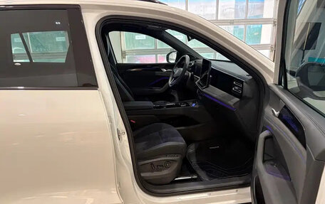 Volkswagen Tiguan, 2026 год, 3 893 069 рублей, 10 фотография