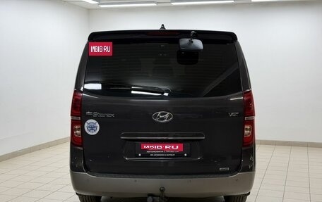 Hyundai Grand Starex Grand Starex I рестайлинг 2, 2019 год, 4 200 000 рублей, 5 фотография
