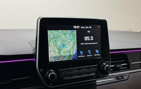 Hyundai Grand Starex Grand Starex I рестайлинг 2, 2019 год, 4 200 000 рублей, 15 фотография
