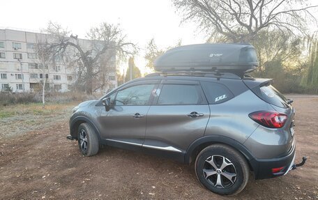 Renault Kaptur I рестайлинг, 2021 год, 1 700 000 рублей, 4 фотография
