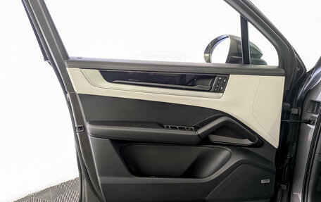 Porsche Cayenne III, 2025 год, 15 500 000 рублей, 19 фотография