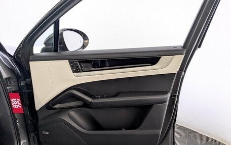 Porsche Cayenne III, 2025 год, 15 500 000 рублей, 25 фотография