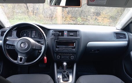 Volkswagen Jetta VII, 2012 год, 990 000 рублей, 7 фотография