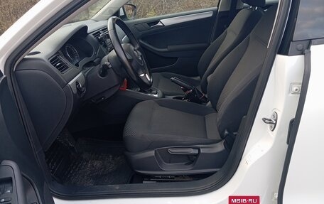 Volkswagen Jetta VII, 2012 год, 990 000 рублей, 6 фотография