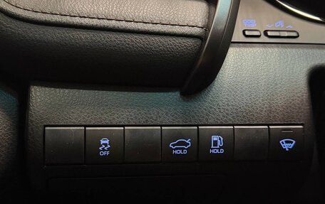 Toyota Camry, 2019 год, 2 490 000 рублей, 11 фотография