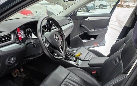 Skoda Superb III рестайлинг, 2018 год, 2 750 000 рублей, 14 фотография