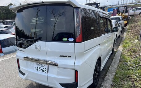 Honda Stepwgn IV рестайлинг, 2020 год, 1 520 000 рублей, 3 фотография