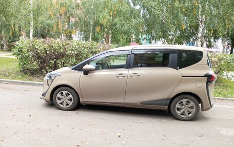 Toyota Sienta II, 2018 год, 1 250 000 рублей, 6 фотография