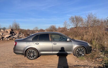 Volkswagen Jetta VII, 2008 год, 450 000 рублей, 2 фотография