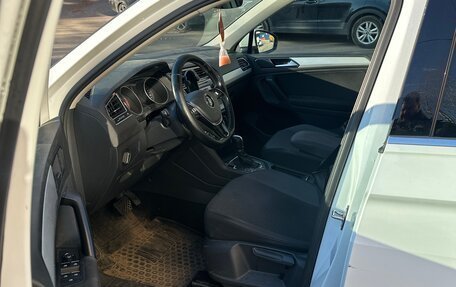 Volkswagen Tiguan II, 2017 год, 2 100 000 рублей, 8 фотография