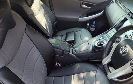 Toyota Prius, 2011 год, 1 000 000 рублей, 12 фотография