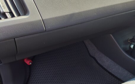 Toyota Prius, 2011 год, 1 000 000 рублей, 22 фотография