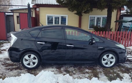 Toyota Prius, 2011 год, 1 000 000 рублей, 21 фотография