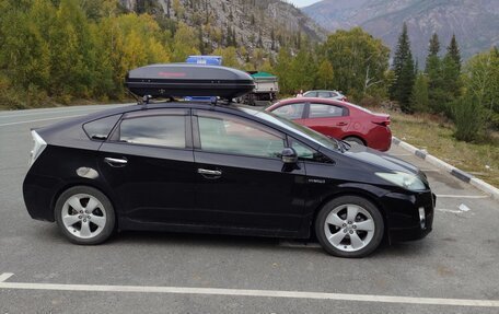 Toyota Prius, 2011 год, 1 000 000 рублей, 24 фотография