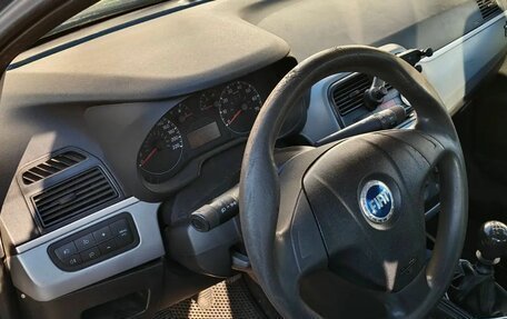 Fiat Punto III Punto Evo рестайлинг, 2006 год, 250 000 рублей, 3 фотография