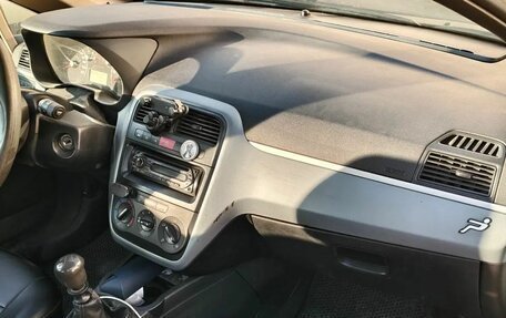 Fiat Punto III Punto Evo рестайлинг, 2006 год, 250 000 рублей, 2 фотография