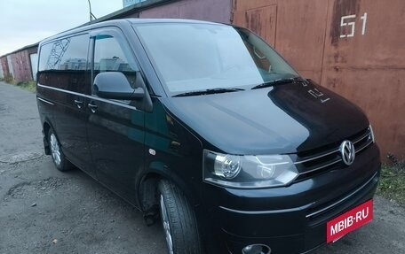 Volkswagen Multivan T5, 2010 год, 2 150 000 рублей, 2 фотография