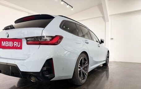 BMW 3 серия, 2024 год, 3 690 000 рублей, 12 фотография