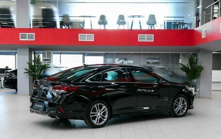 Hyundai Sonata VII, 2019 год, 1 990 000 рублей, 2 фотография