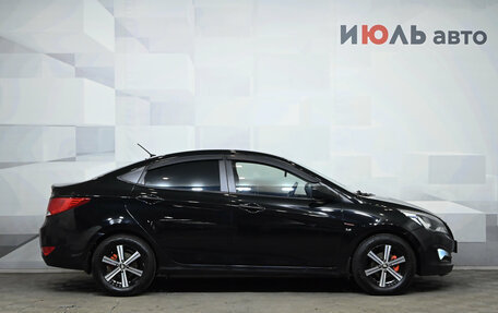 Hyundai Solaris II рестайлинг, 2015 год, 1 070 000 рублей, 8 фотография