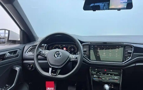 Volkswagen T-Roc I, 2023 год, 1 600 444 рублей, 10 фотография