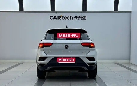 Volkswagen T-Roc I, 2023 год, 1 600 444 рублей, 4 фотография