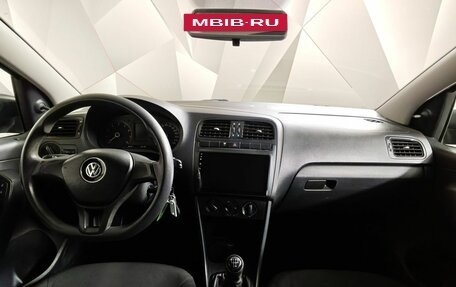 Volkswagen Polo VI (EU Market), 2016 год, 447 000 рублей, 13 фотография