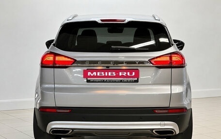 Geely Atlas, 2022 год, 1 820 000 рублей, 3 фотография