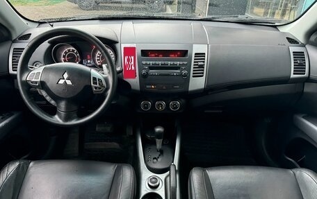 Mitsubishi Outlander III рестайлинг 3, 2010 год, 997 000 рублей, 13 фотография